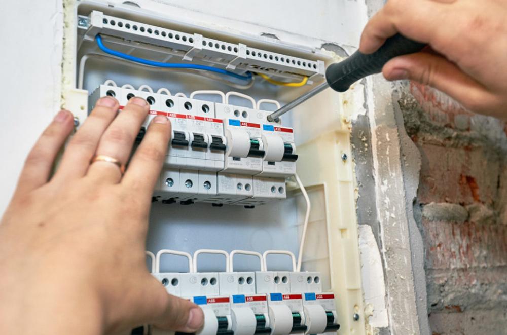 Сборка электрощита с автоматами и УЗО Кишинёв мастер электрик